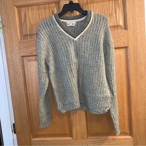 Vintage LAMB KNIT - Gray - 100% Virgin Wool V-Neck Sweater Mens Medium M